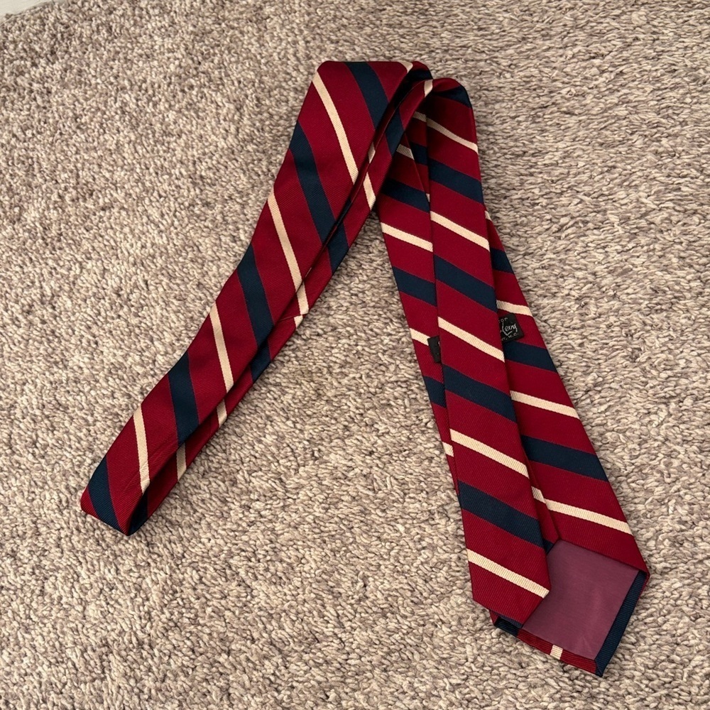Elegant Burgundy and Navy Striped Men's Tie - Picture 5 of 5